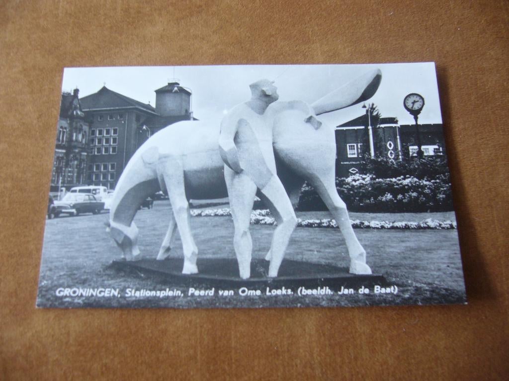 GRONINGEN  =  STATIONSPLEIN PEERD VAN OME LOEKS, Ophalen of Verzenden, 1940 tot 1960, Ongelopen, Groningen