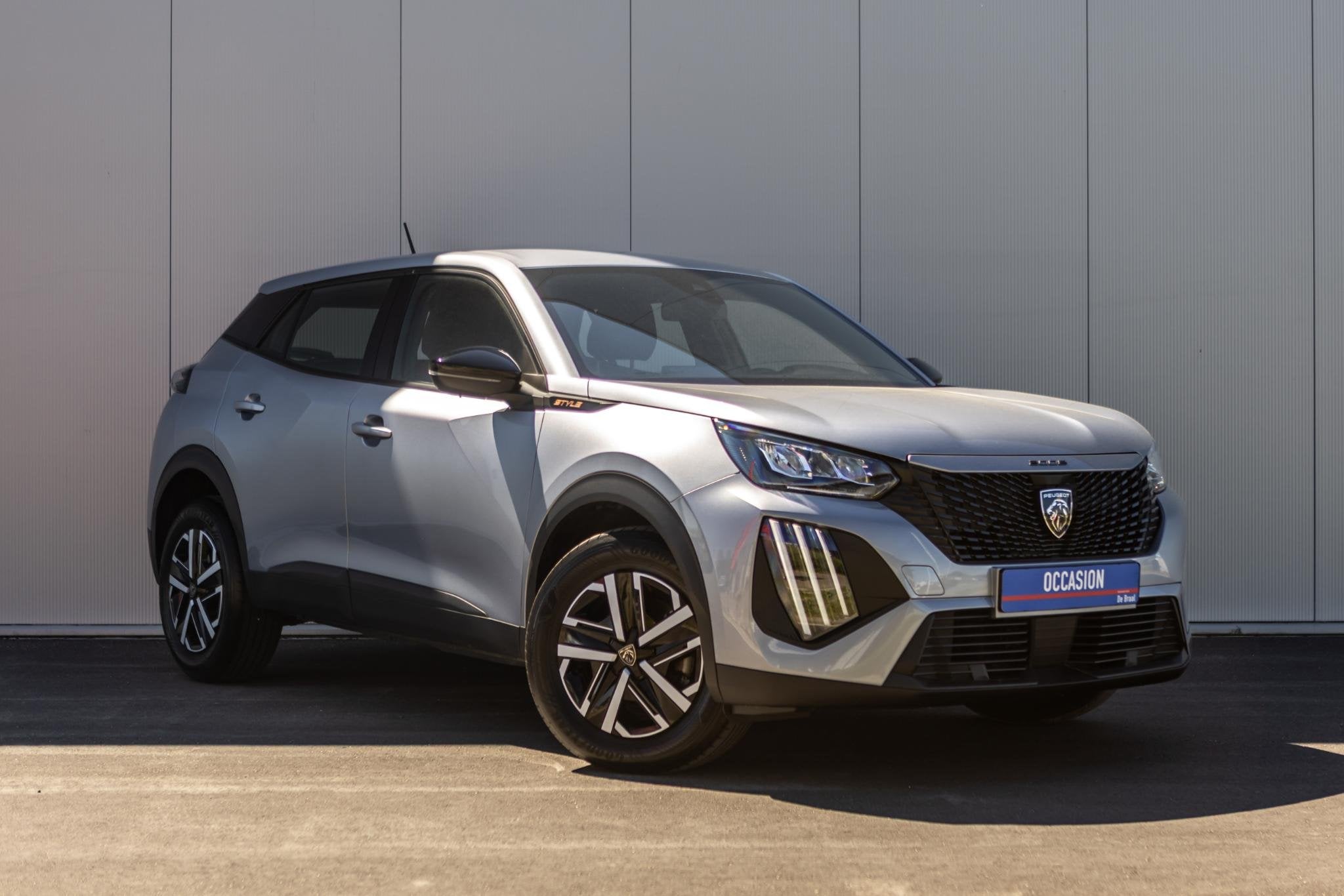 Peugeot 2008 1.2 Hybrid 136 Style, Stof, Gebruikt, Euro 6, 1199 cc