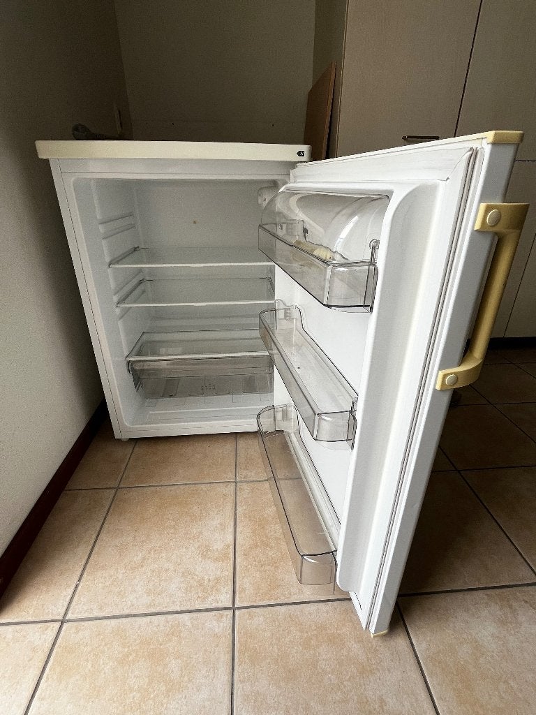 koelkast, Witgoed en Apparatuur, 60 cm of meer, Minder dan 75 liter, Ophalen, 85 tot 120 cm