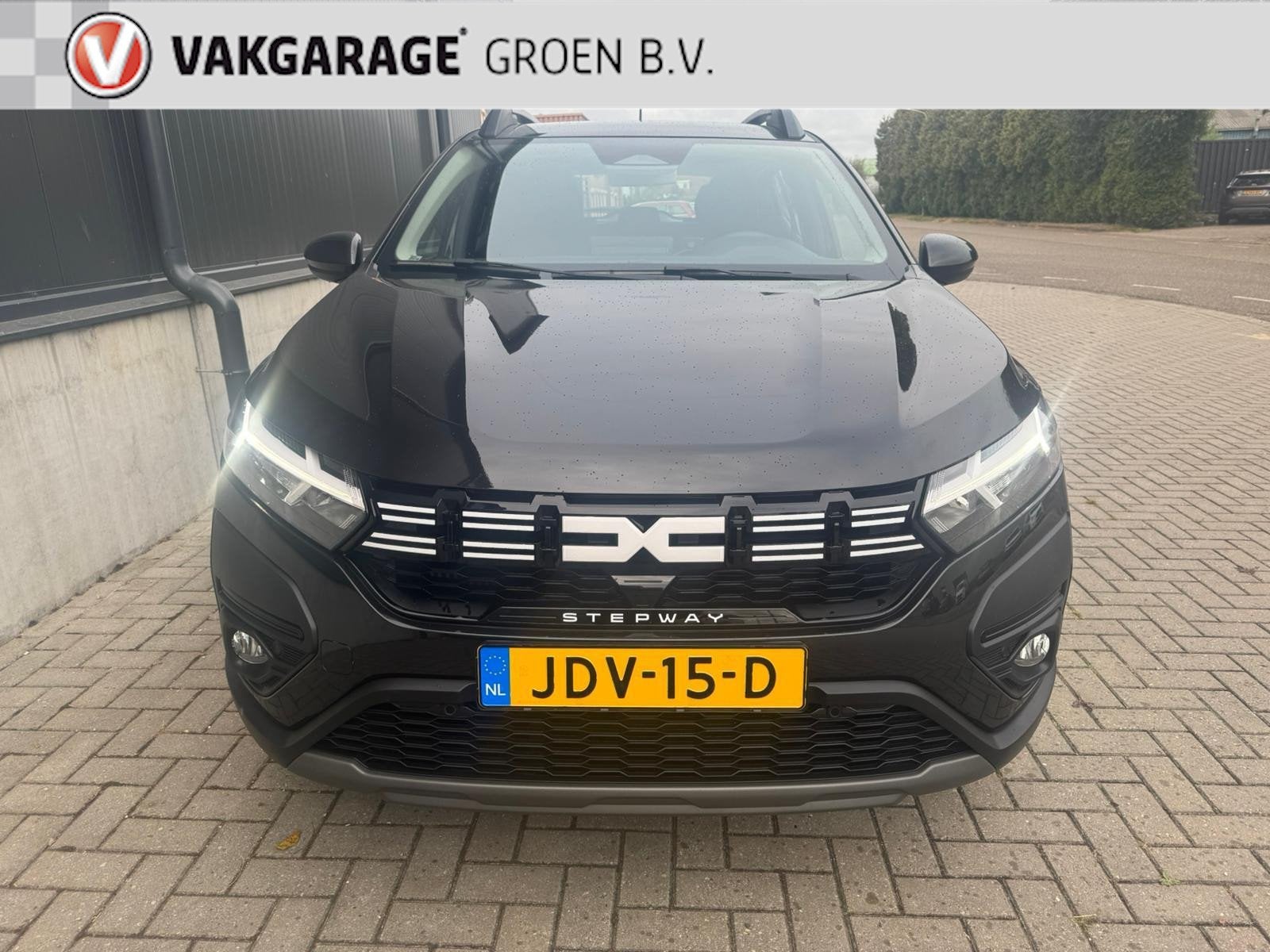 Dacia SANDERO 1.0 TCe 90 Journey / airco / cruise / blizz /, Voorwielaandrijving, Dealer onderhouden, Stof, Gebruikt