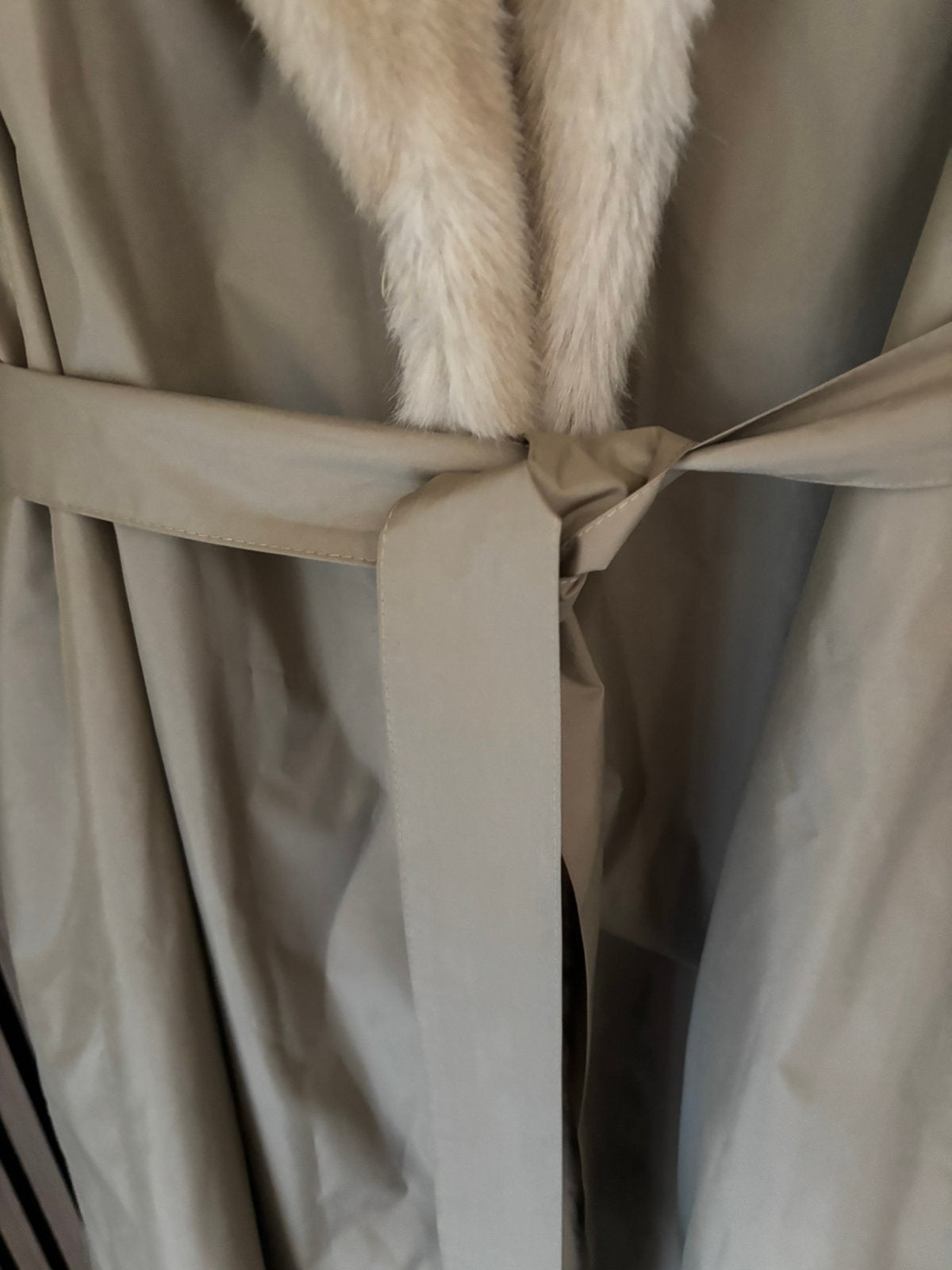 Prachtige jas, Ophalen of Verzenden, Zo goed als nieuw, Maat 38/40 (M), Beige