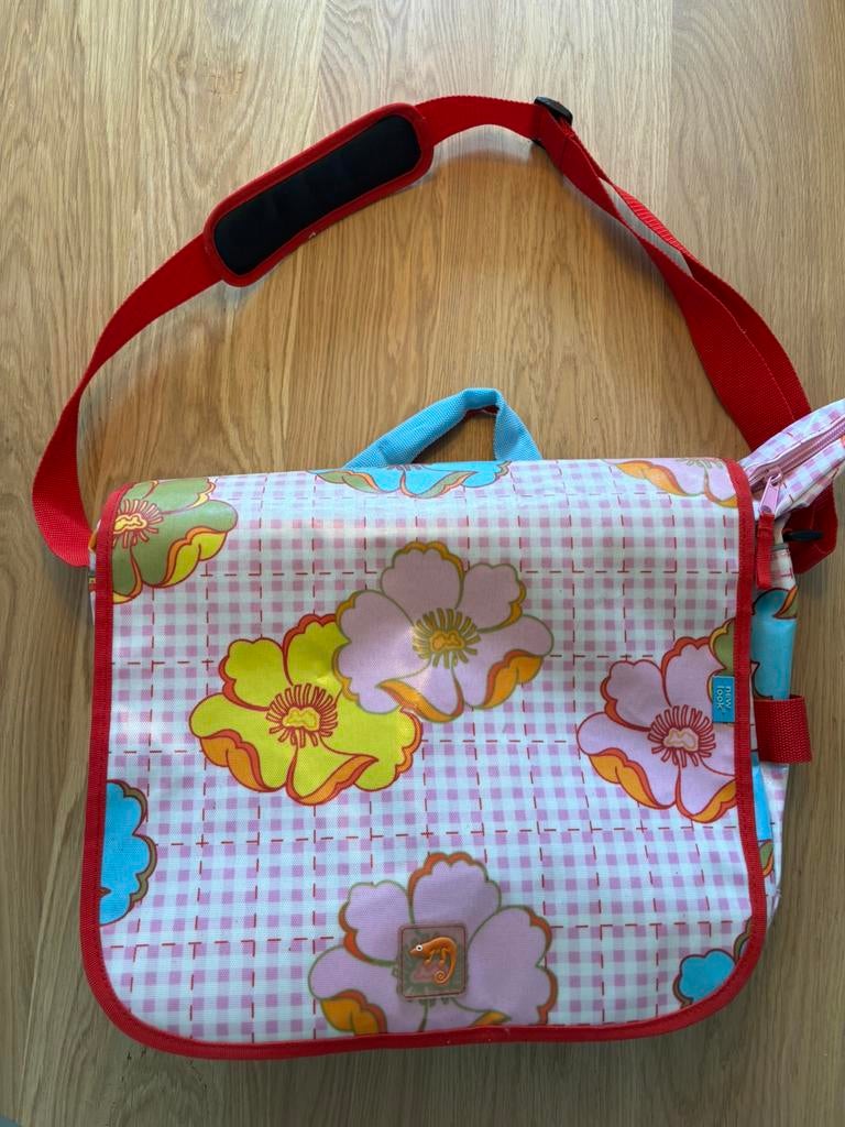 Fietstas en schooltas. Waterdicht en makkelijk meenemen, 30 tot 40 cm, Overige kleuren, Nieuw, Ophalen of Verzenden