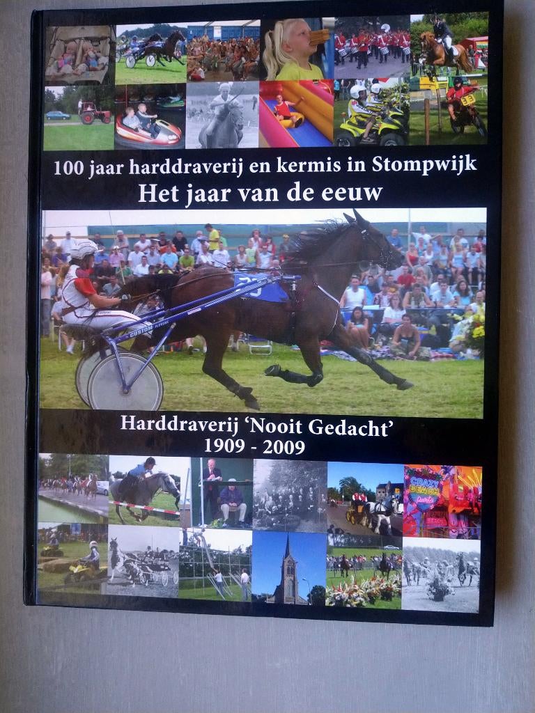 100 jaar harddraverij en kermis in Stompwijk, Ophalen of Verzenden, Gelezen, Honden