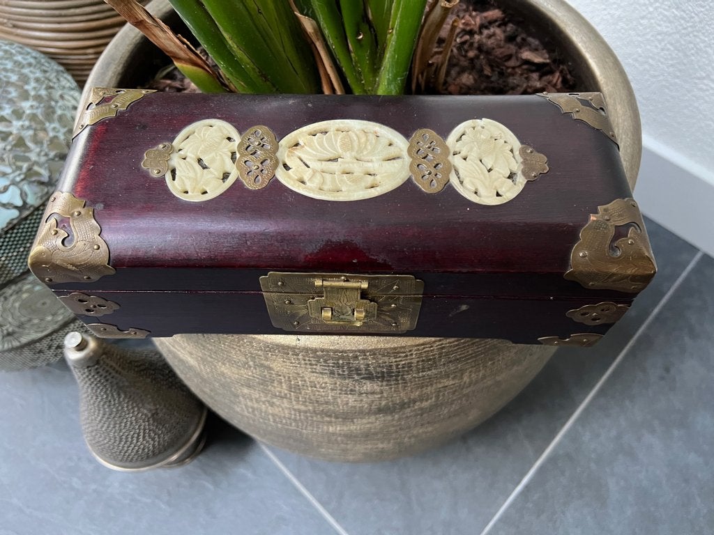 Chinese oude sieraden kist jade ingelegd chinees langwerpig, Hout, Bruin, Ingelijst, Doos