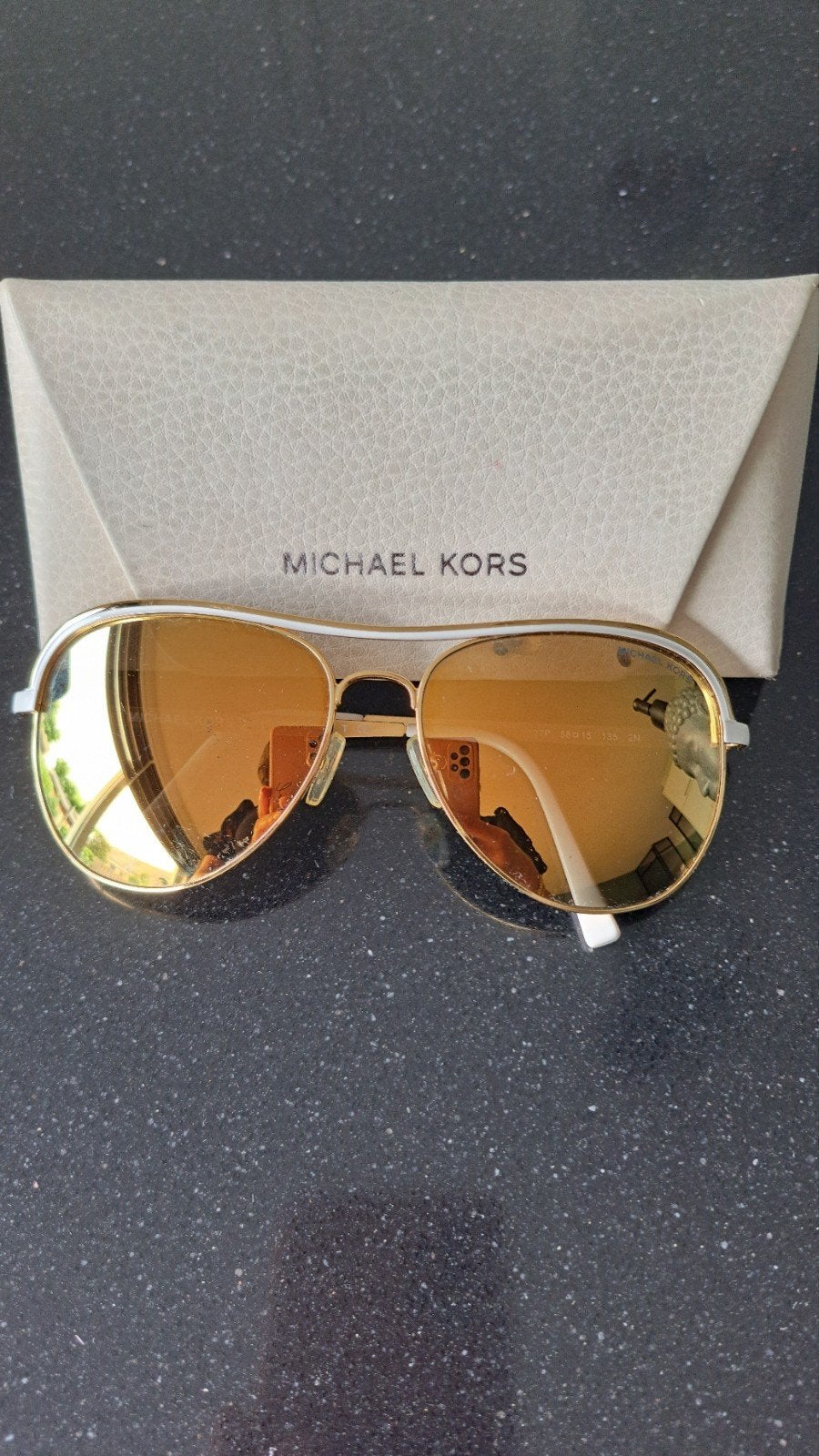 Te koop MICHAEL KORS zonnebril met spiegelglas,goudkleurig, Overige merken, Zonnebril, Wit, Ophalen of Verzenden