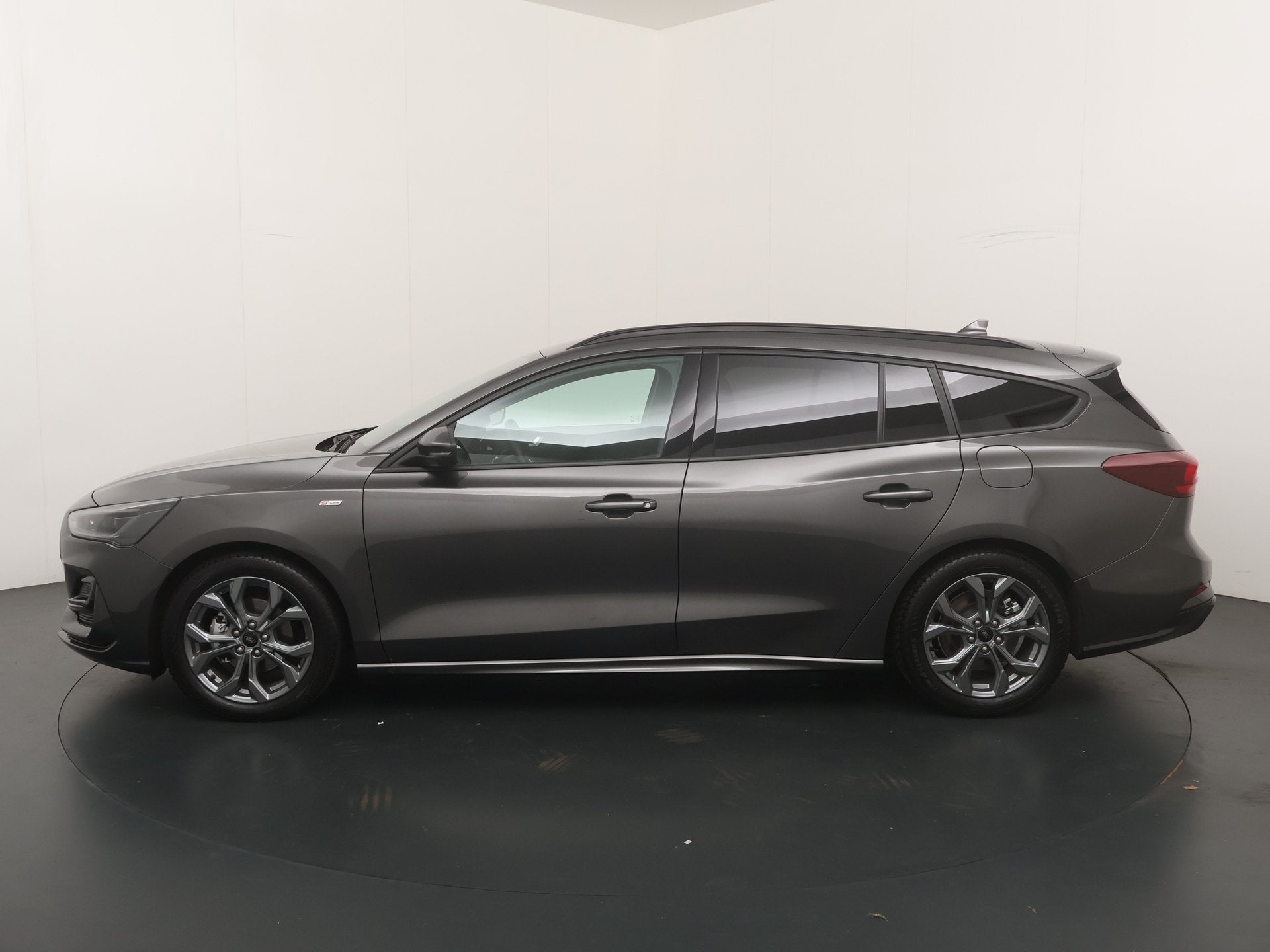 Ford FOCUS Wagon EcoBoost Hybrid 155pk ST Line X | AUTOMAAT, Auto's, Stof, Gebruikt, 155 pk, 19 km/l