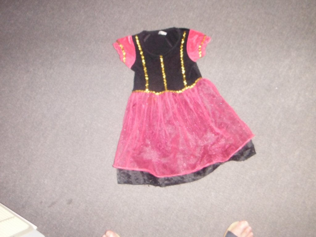 pieten jurkje  van 6 - 8 jaar valt klein uit, Ophalen of Verzenden, Zo goed als nieuw