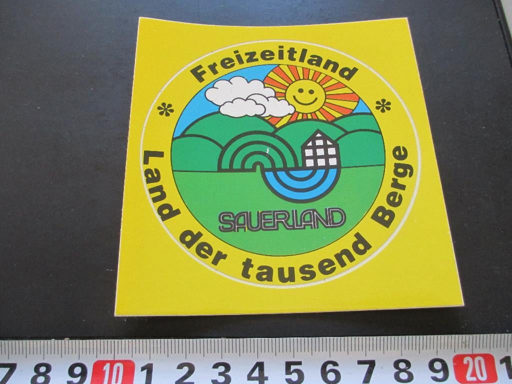 sticker freizeitland sauerland D land der tausend berge, Verzamelen, Ophalen, Zo goed als nieuw