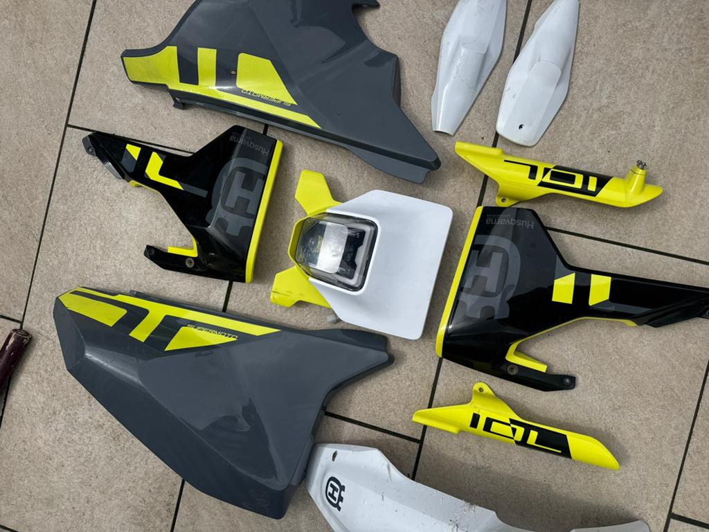 Husqvarna 701 - Kappenset 2021 tot 2024 - Incl ledlamp, Motoren, Ophalen of Verzenden