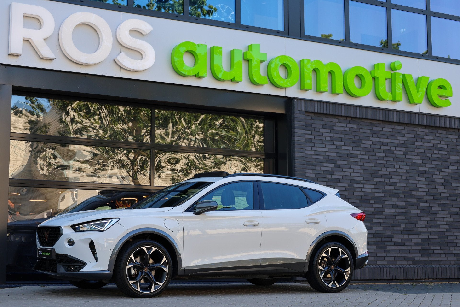 CUPRA Formentor 1.4 e-Hybrid Business | BTW | PANO | ACC | S, Auto's, Cupra, Dealer onderhouden, Gebruikt, Zwart, 4 cilinders