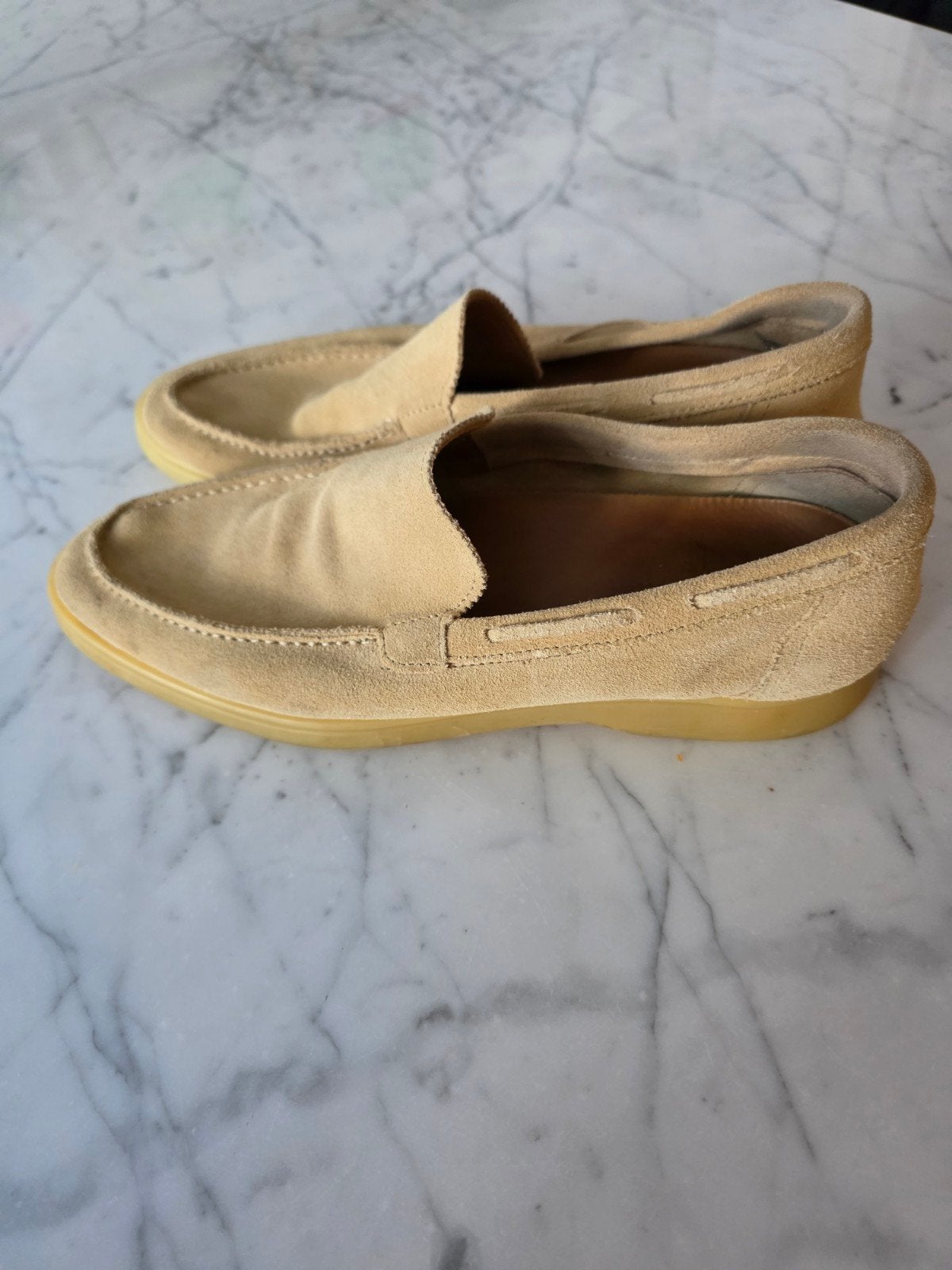 Aurelien Suède Instappers Beige Maat 42, Kleding | Heren, Ophalen of Verzenden