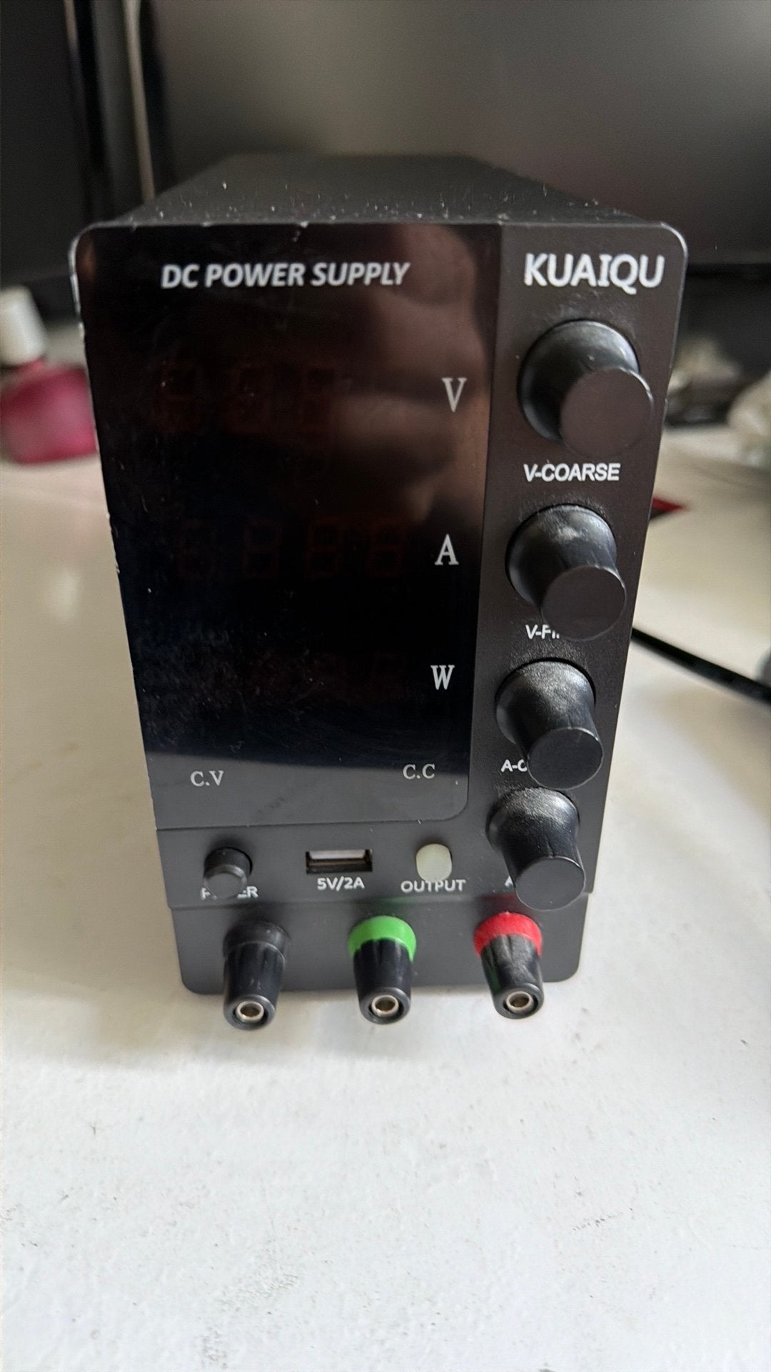 DC Voeding - 0-32V/0-6A, Ophalen of Verzenden, Gebruikt