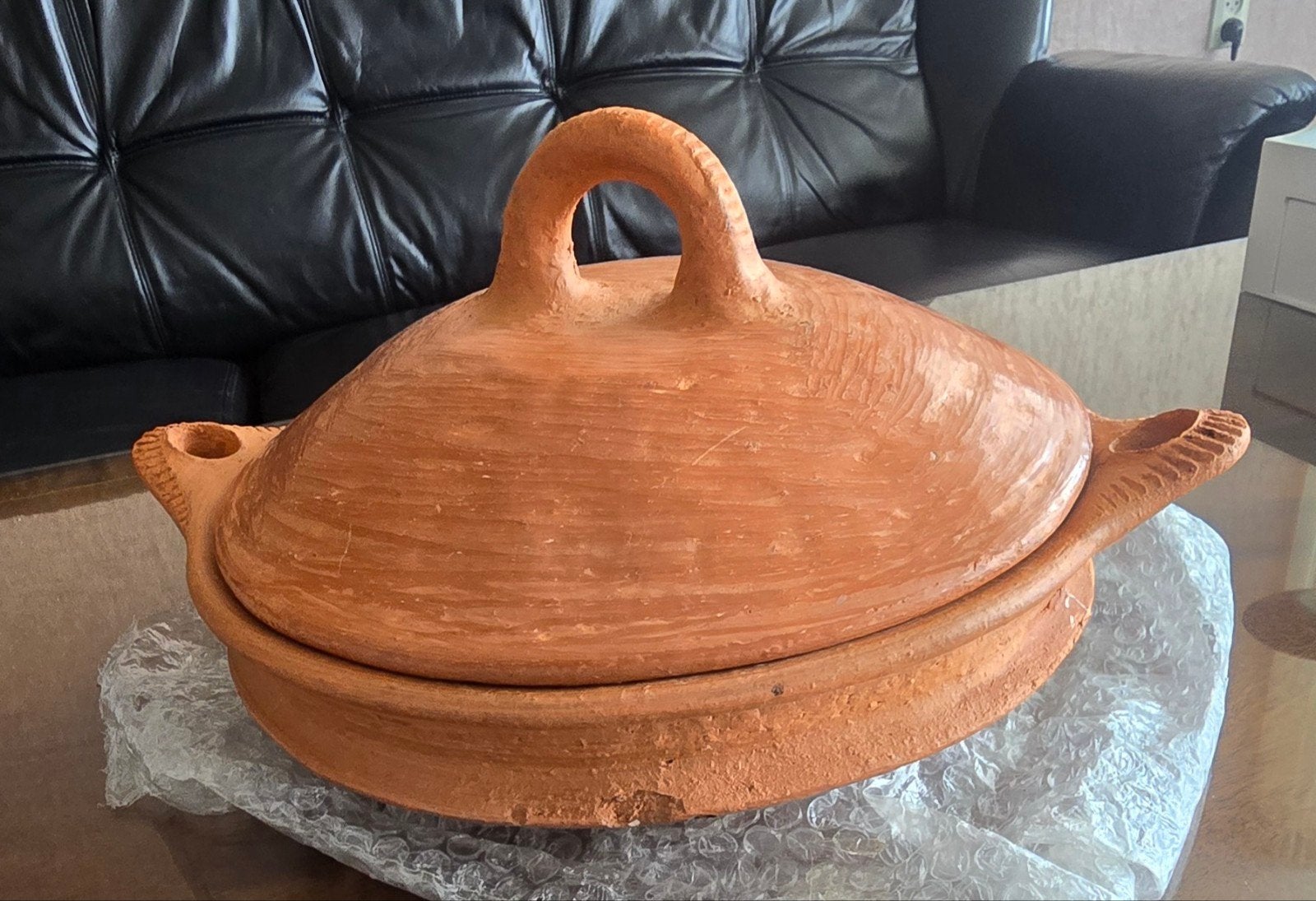 Marokkaanse Tajine van aardewerk - Perfect voor heerlijke ge, Met deksel, Tajine, Ophalen of Verzenden, Zo goed als nieuw