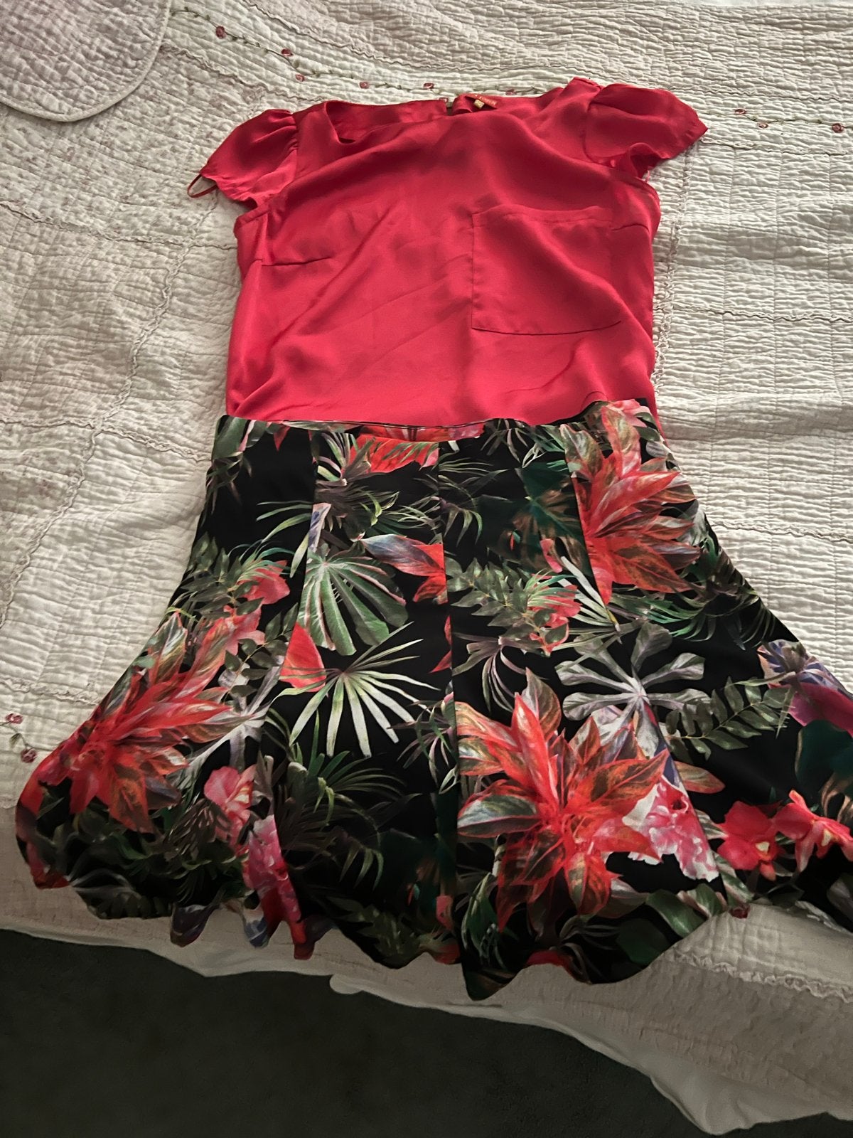 Leuk rokje (mt 38) en blouse (L), Kleding | Dames, Rokken, Ophalen of Verzenden, Gedragen, Maat 38/40 (M), Meerkleurig