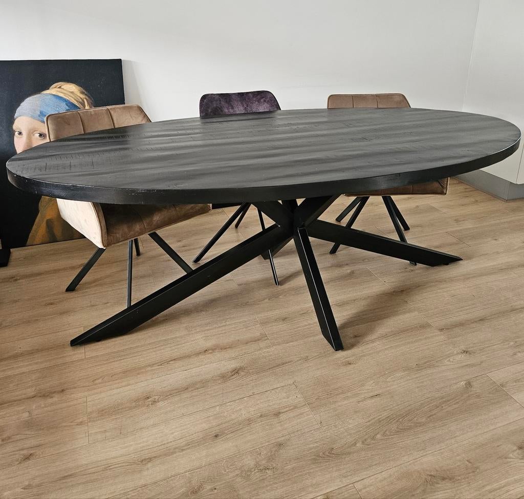 Prachtige Ovale eettafel zwart met spinpoot 220x110, Gebruikt, 100 tot 150 cm, 200 cm of meer, Vijf personen of meer