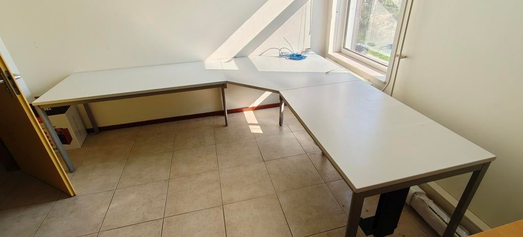 Meerdere Groot hoekbureau's voor kantoor of thuiskantoor, Huis en Inrichting, Bureaus, Ophalen, Demontabel, Gebruikt, 120 cm
