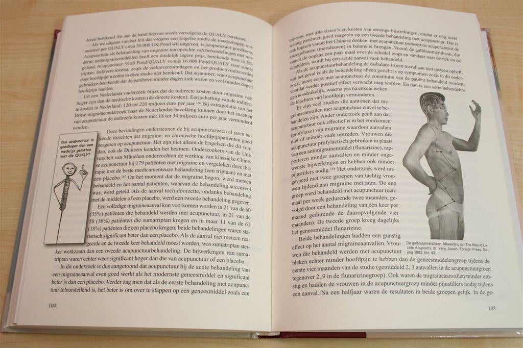 Acupunctuur en de Fundamenten van de Geneeskunde, Ophalen of Verzenden, Zo goed als nieuw, Overige onderwerpen, Achtergrond en Informatie