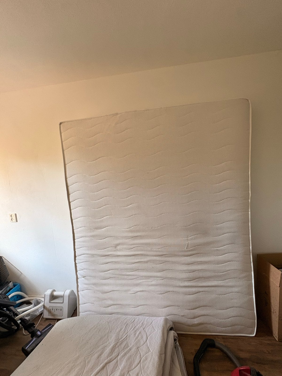 Gratis Matras en topper 180x200 cm gratis af te halen, Gebruikt, Tweepersoons, Ophalen of Verzenden, Matras