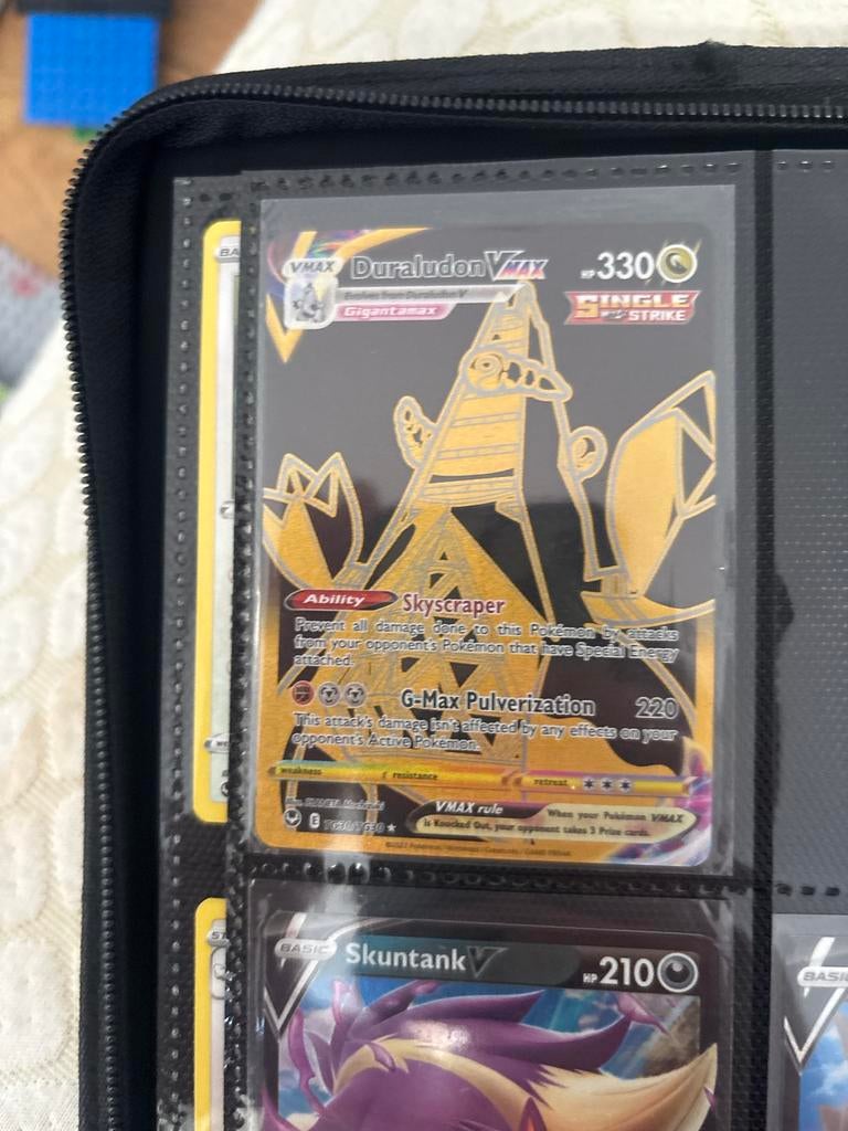 Duraludon VMAX Gigantamax Pokemon Kaart - Zeldzaam!, Ophalen, Zo goed als nieuw, Losse kaart, Foil
