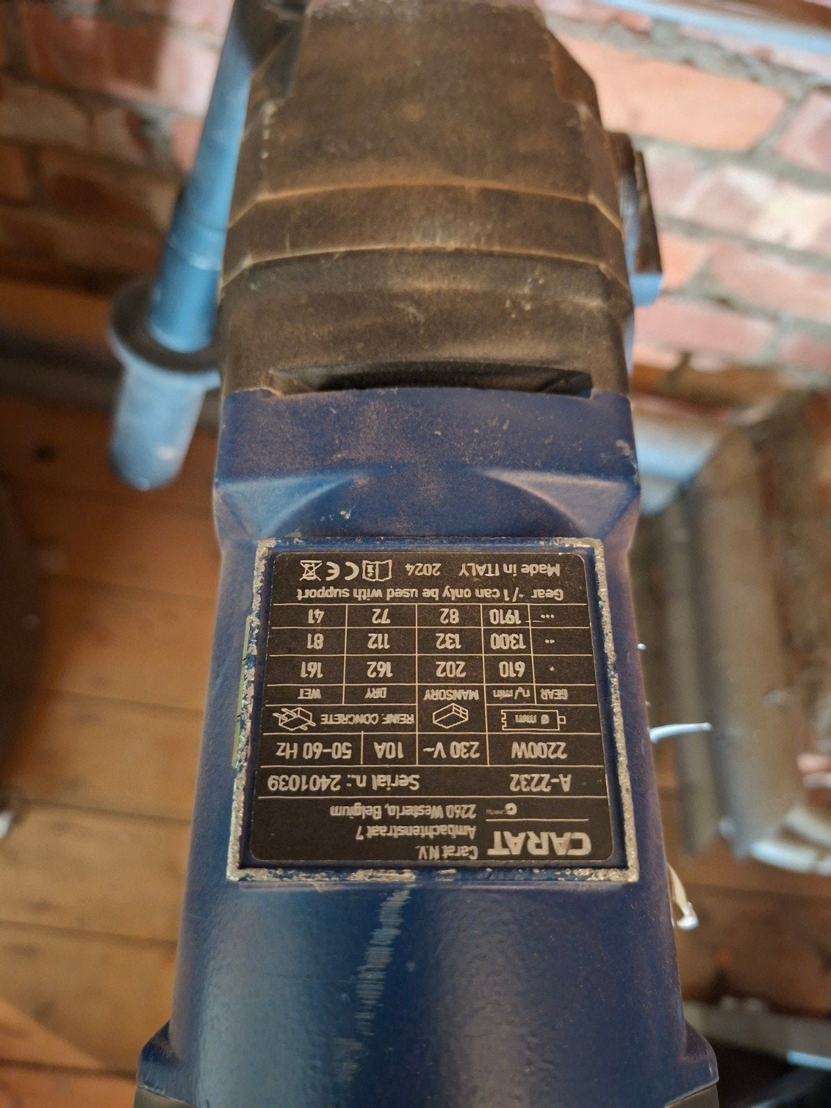 Carat A-2232 Boor- en/of Breekhamer - 2200W, Ophalen, Gebruikt, 600 watt of meer, Boor- en/of Breekhamer