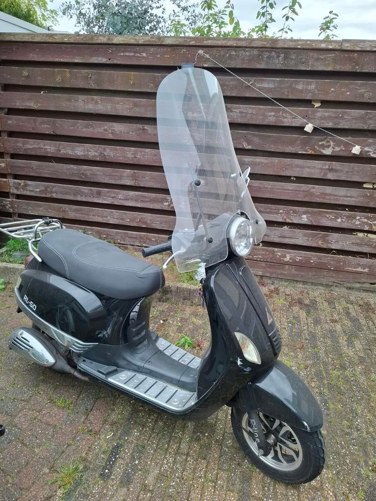 Scooter Al-50, Fietsen en Brommers, Snorfietsen en Snorscooters, Ophalen of Verzenden, Gebruikt, Benzine, Overige merken