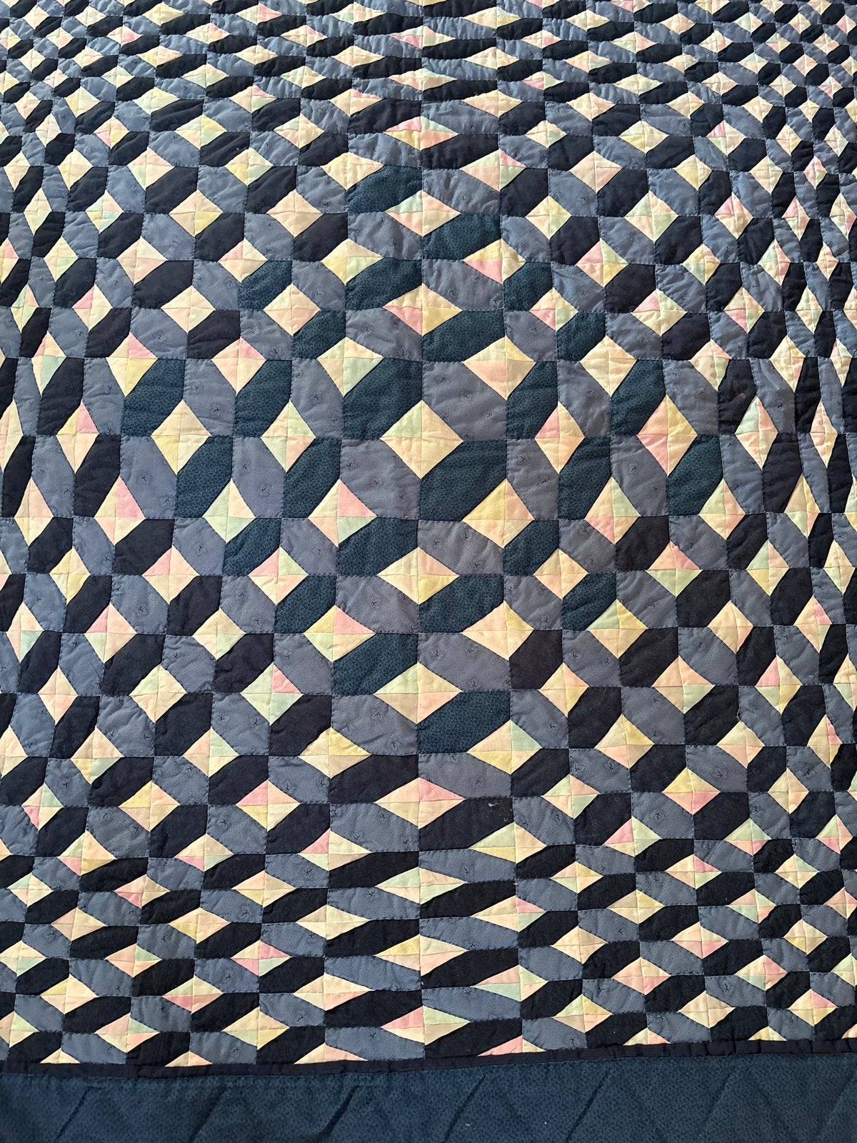 Handgemaakte Quilt met Optisch Illusie Patroon, Ophalen of Verzenden
