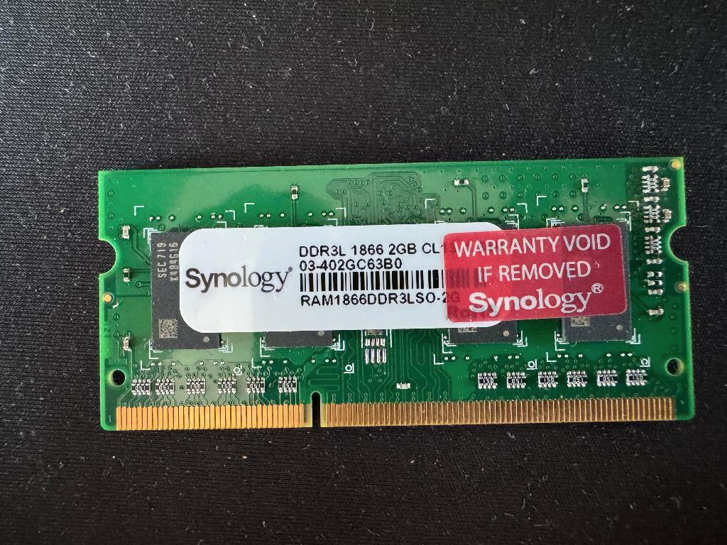 Synology 2GB DDR3 geheugen RAM1866DDR3LSO-2G), Ophalen of Verzenden, Zo goed als nieuw
