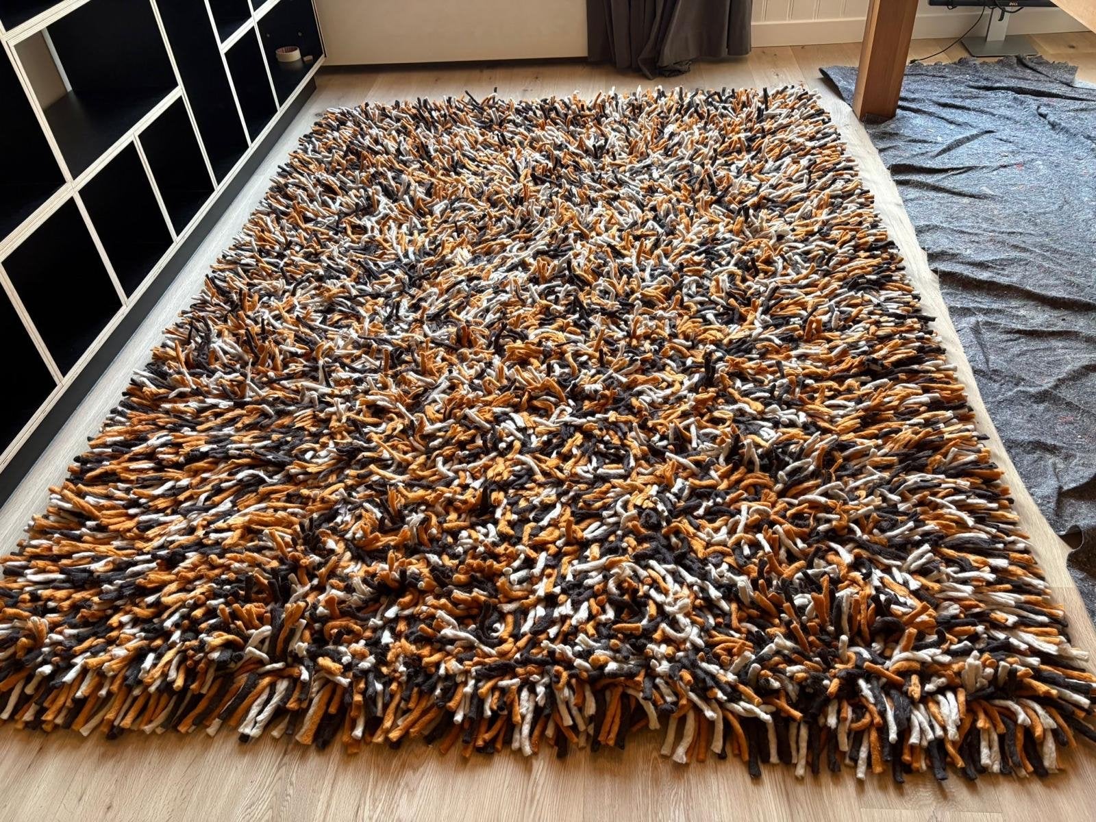 Vloerkleed FM Janssen 240x170 cm, Ophalen, Gebruikt, Bruin, 150 tot 200 cm