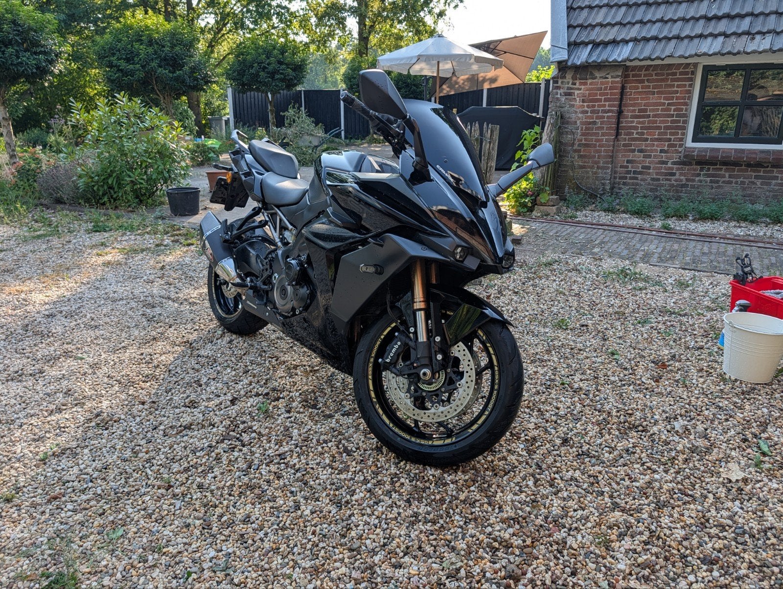 Suzuki GSX S1000GT Hoegee Performance 161,8pk, Motoren, Occasion, 4 cilinders, Particulier, Handvatverwarming
