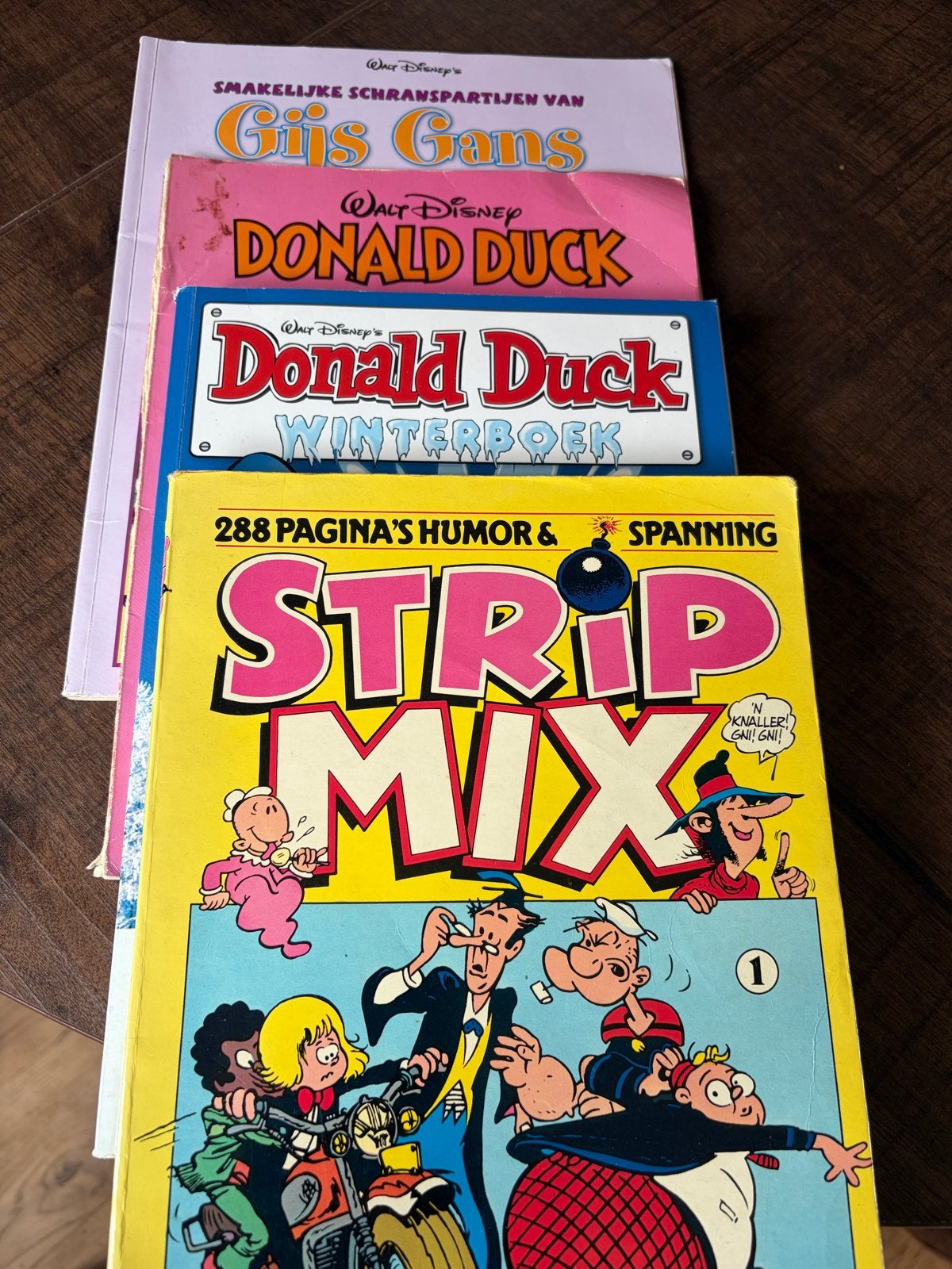 Donald Duck, Gijs Gans & Strip Mix - Diverse stripboeken, Boeken, Stripboeken, Meerdere stripboeken, Ophalen of Verzenden, Gelezen