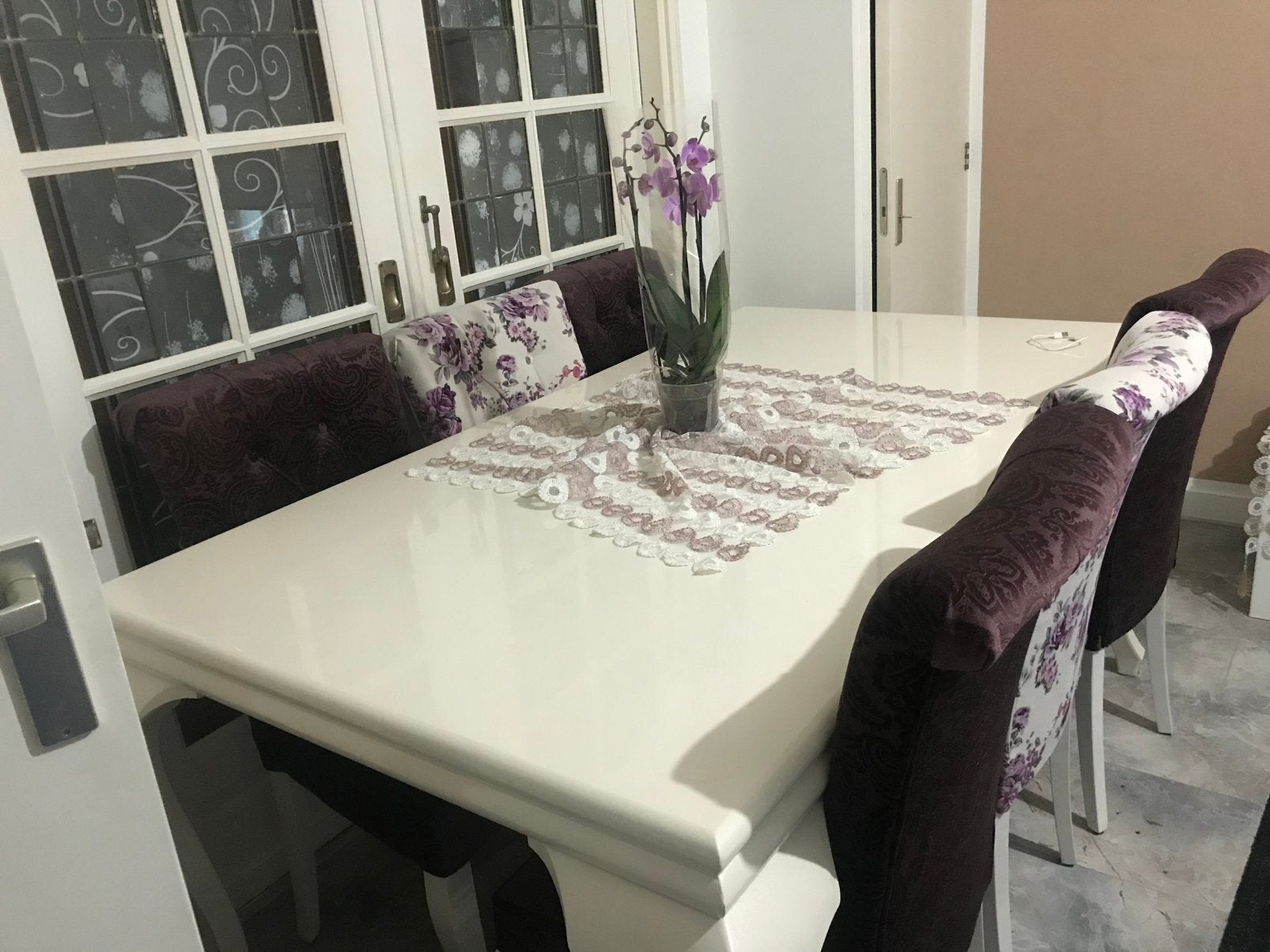 Mooie witte eettafel met 6 stoelen, Ophalen, Zo goed als nieuw, Rechthoekig, 50 tot 100 cm