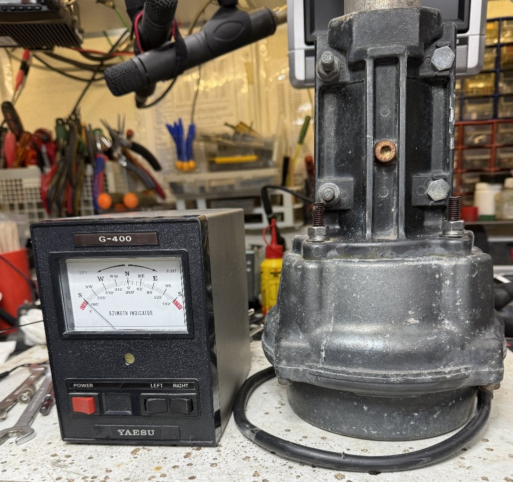 YAESU ROTOR met BESTURING, Telecommunicatie, Zenders en Ontvangers, Ophalen, Refurbished
