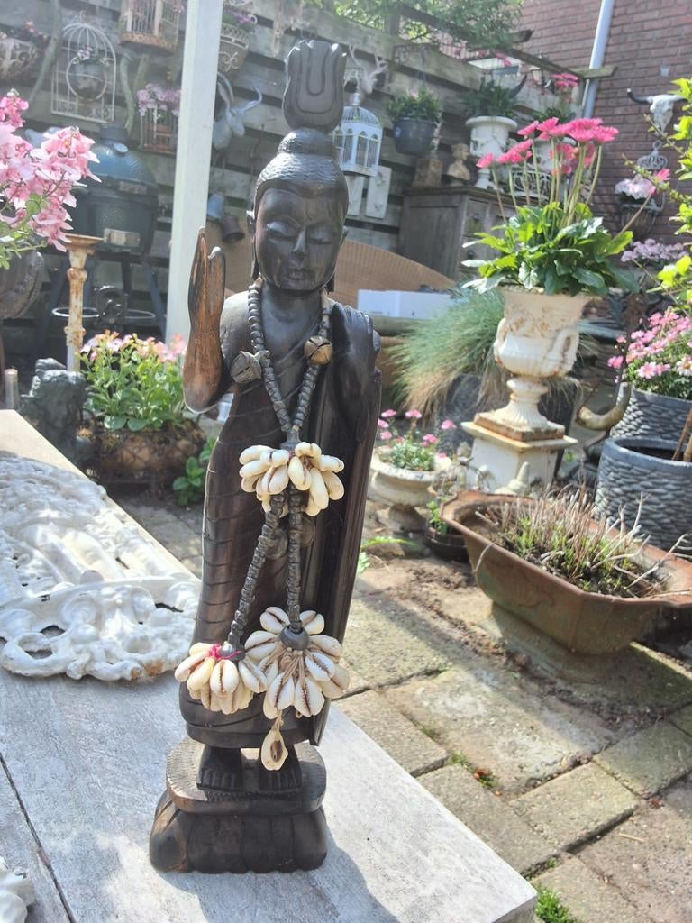 Walking Boeddha Beeld orgineel nepal antiek hout, Ophalen of Verzenden