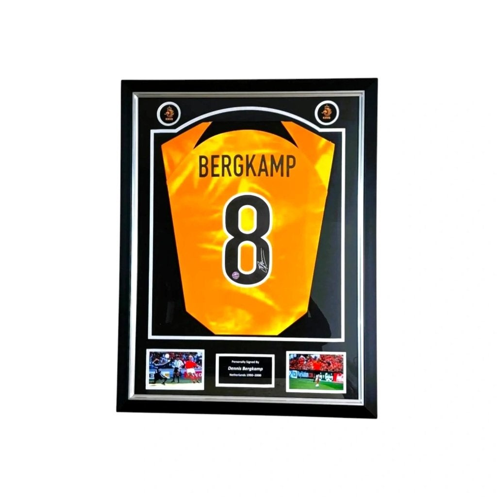 Bergkamp gesigneerd Nederland 2022-23 shirt Deluxe Frame, Shirt, Verzenden, Info@sportmemorabilianetherlands.com, Nieuw