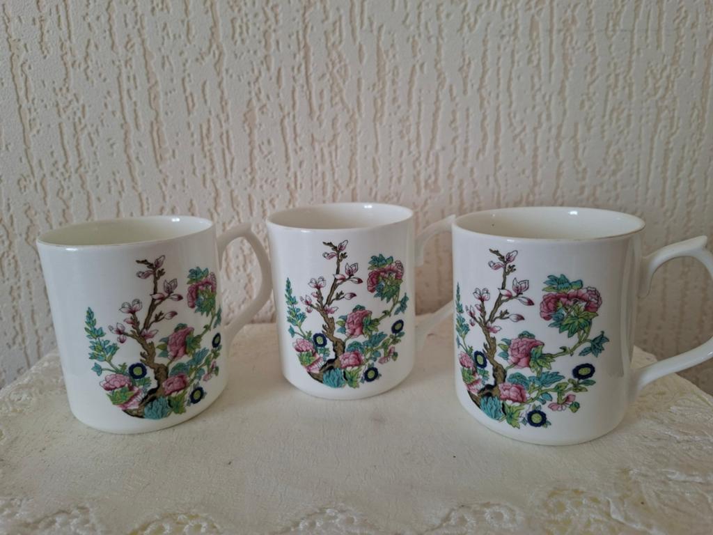 Drie mokken Duchess, Ophalen of Verzenden