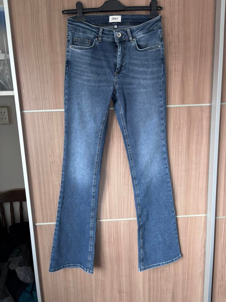 Only midwaist flared jeans M-32 NIEUW, Ophalen of Verzenden, Nieuw, Blauw, W30 - W32 (confectie 38/40)