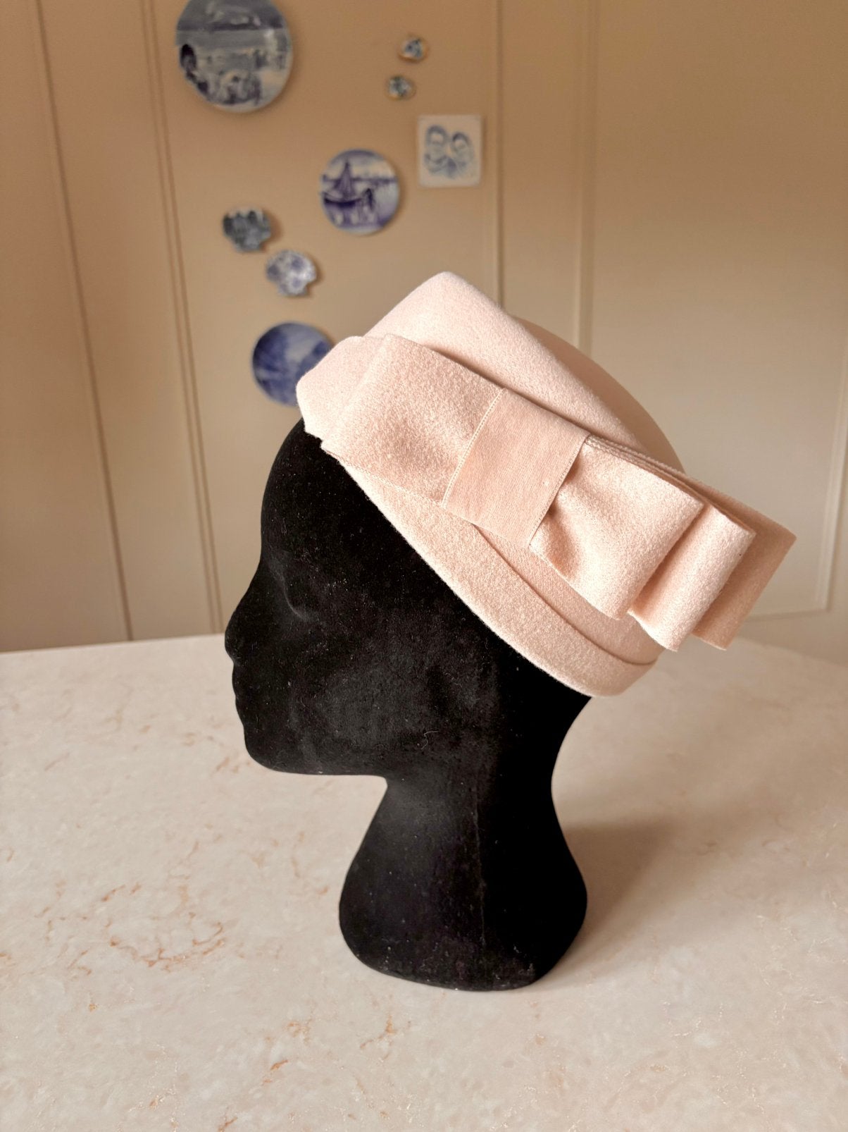 Nieuwe ecru dames dopje,fascinator hoed offwhite,creme,dop, Ophalen of Verzenden, Nieuw, One size fits all, Hoed