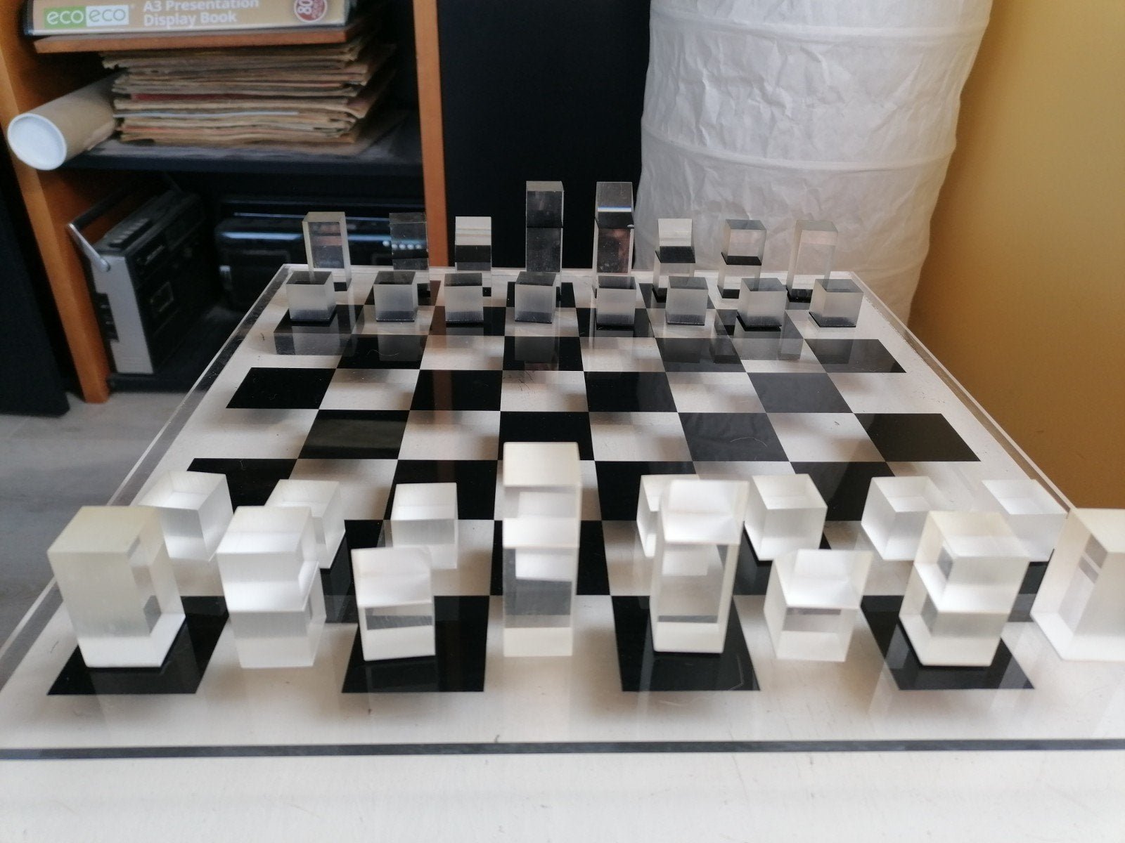 Modern Design Schaakspel - Acryl Zwart/Wit, Hobby en Vrije tijd, Een of twee spelers, Ophalen of Verzenden, Zo goed als nieuw