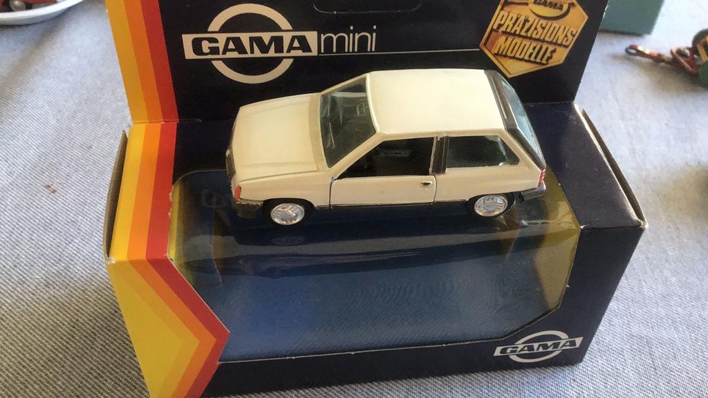 OPEL CORSA SR 13S SNELLE RACER WETEN LIEFHEBBERS GAMA + DOOS, Ophalen of Verzenden, Zo goed als nieuw