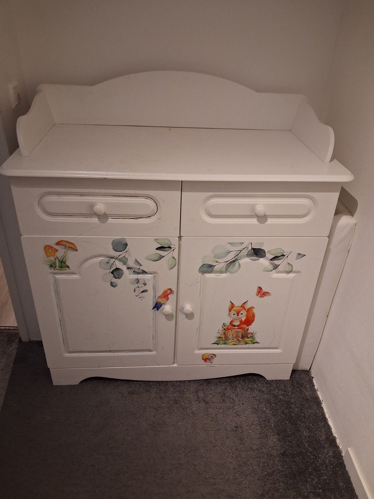 Witte commode met lades en kastjes, Ophalen