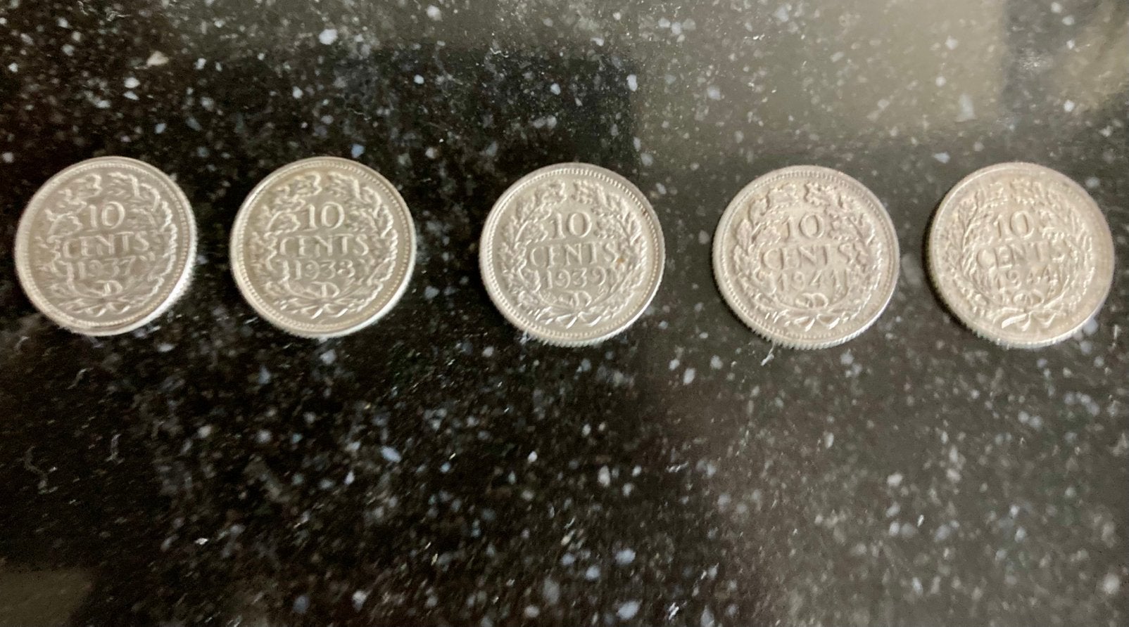 5 zilveren dubbeltjes Wilhelmina, 1937, 38, 39, 41, 44., Setje, Zilver, Ophalen of Verzenden, 10 cent