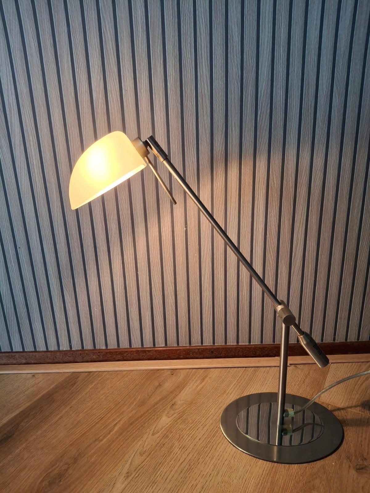 Oude beweegbare bureaulamp of leeslamp met spiegel voet, Ophalen of Verzenden, Huis en Inrichting