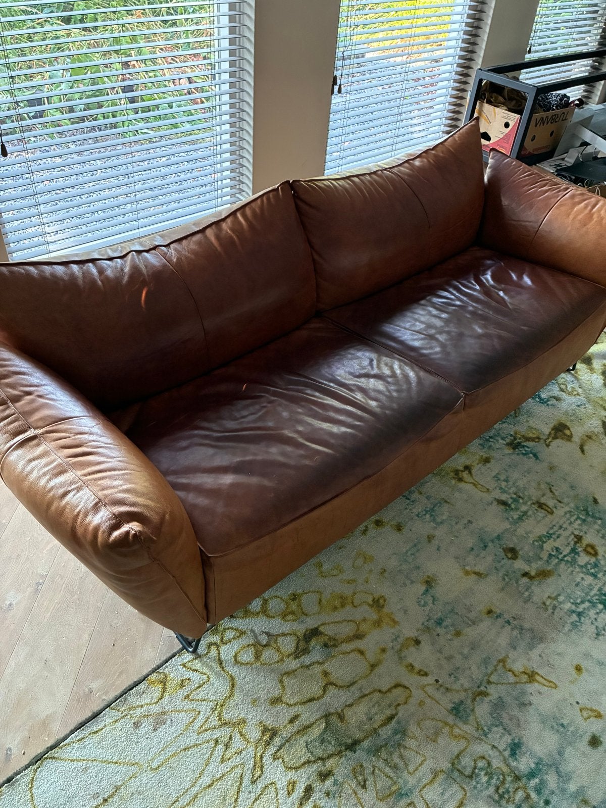 Jess Design Leren 3-zitsbank met Stalen Poten, Huis en Inrichting, Banken | Sofa's en Chaises Longues, Ophalen, Gebruikt, Driepersoons