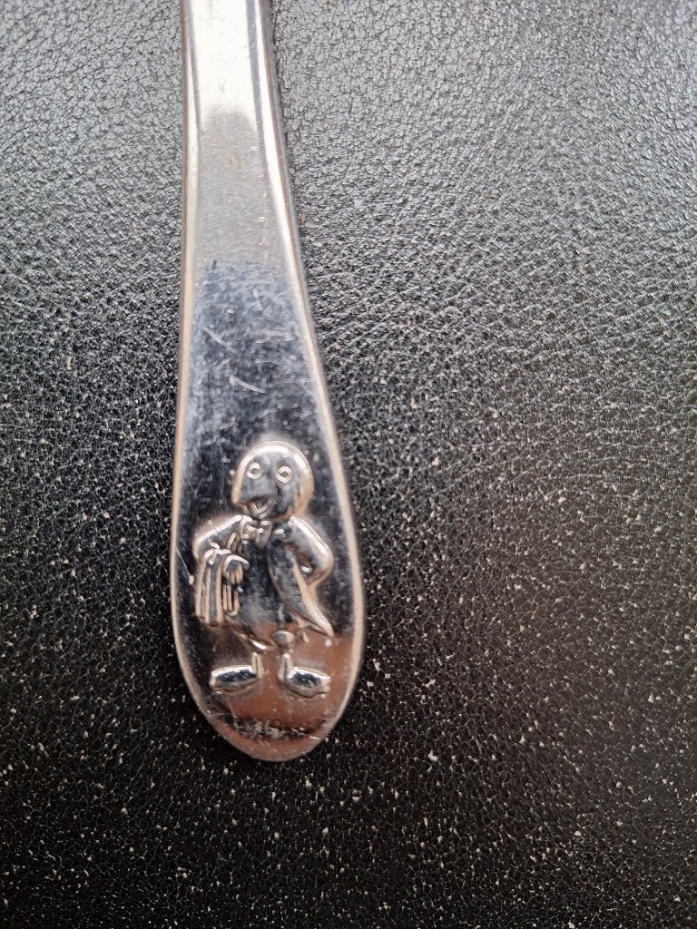 kindermesje Japie Krekel insect 18,5 cm Monogram, Ophalen of Verzenden, Beeldje of Figuurtje