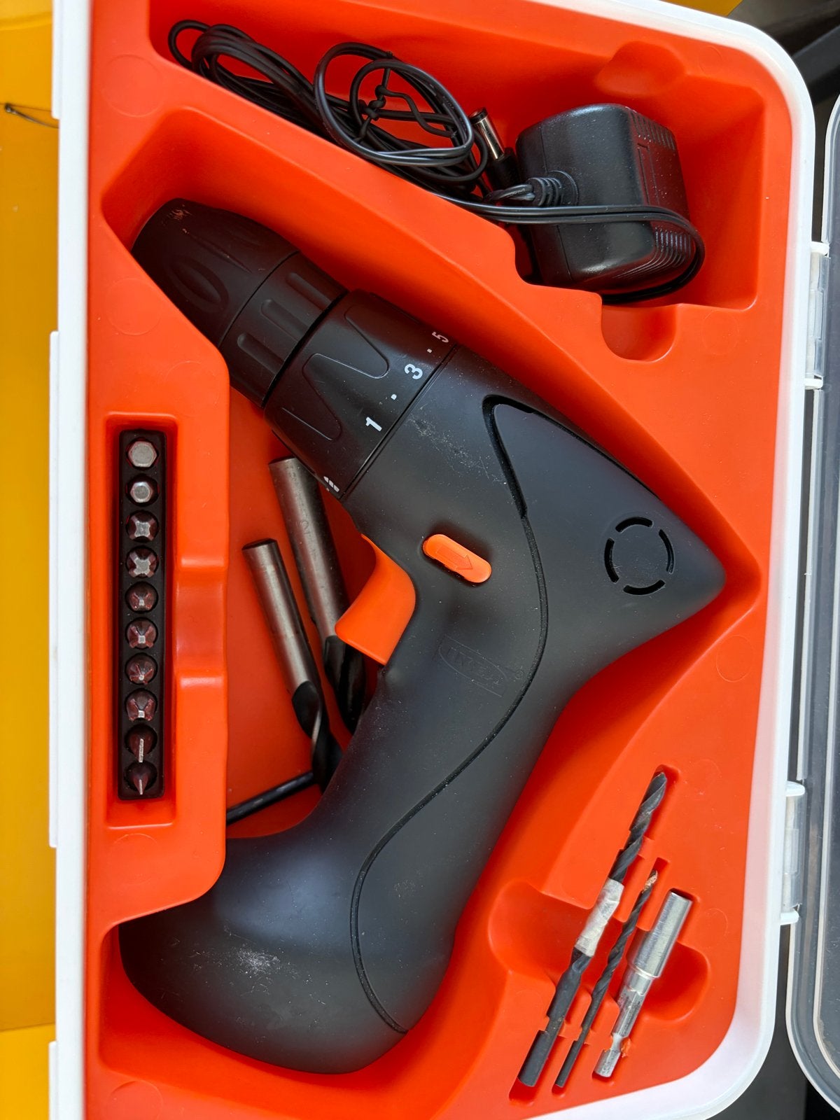 Compacte Boor- en Schroefmachine in goede staat, Ophalen, Gebruikt, Variabele snelheid, Boor- en Schroefmachine