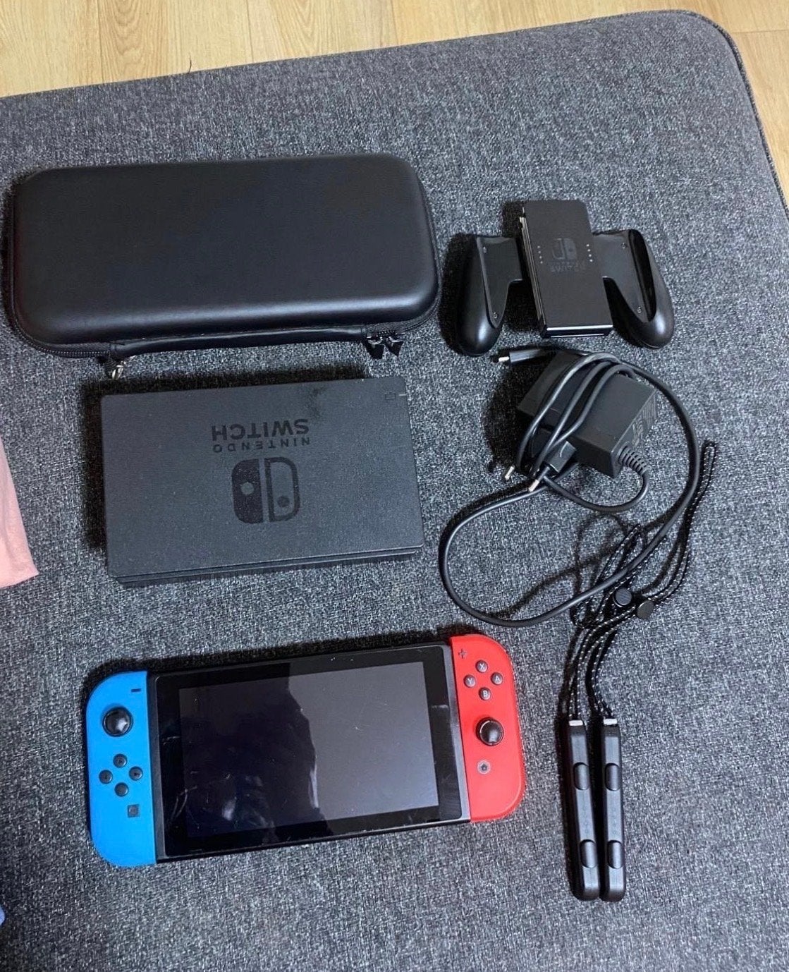 Nintendo Switch V2 -, Spelcomputers en Games, Gebruikt, U, Ophalen of Verzenden, H