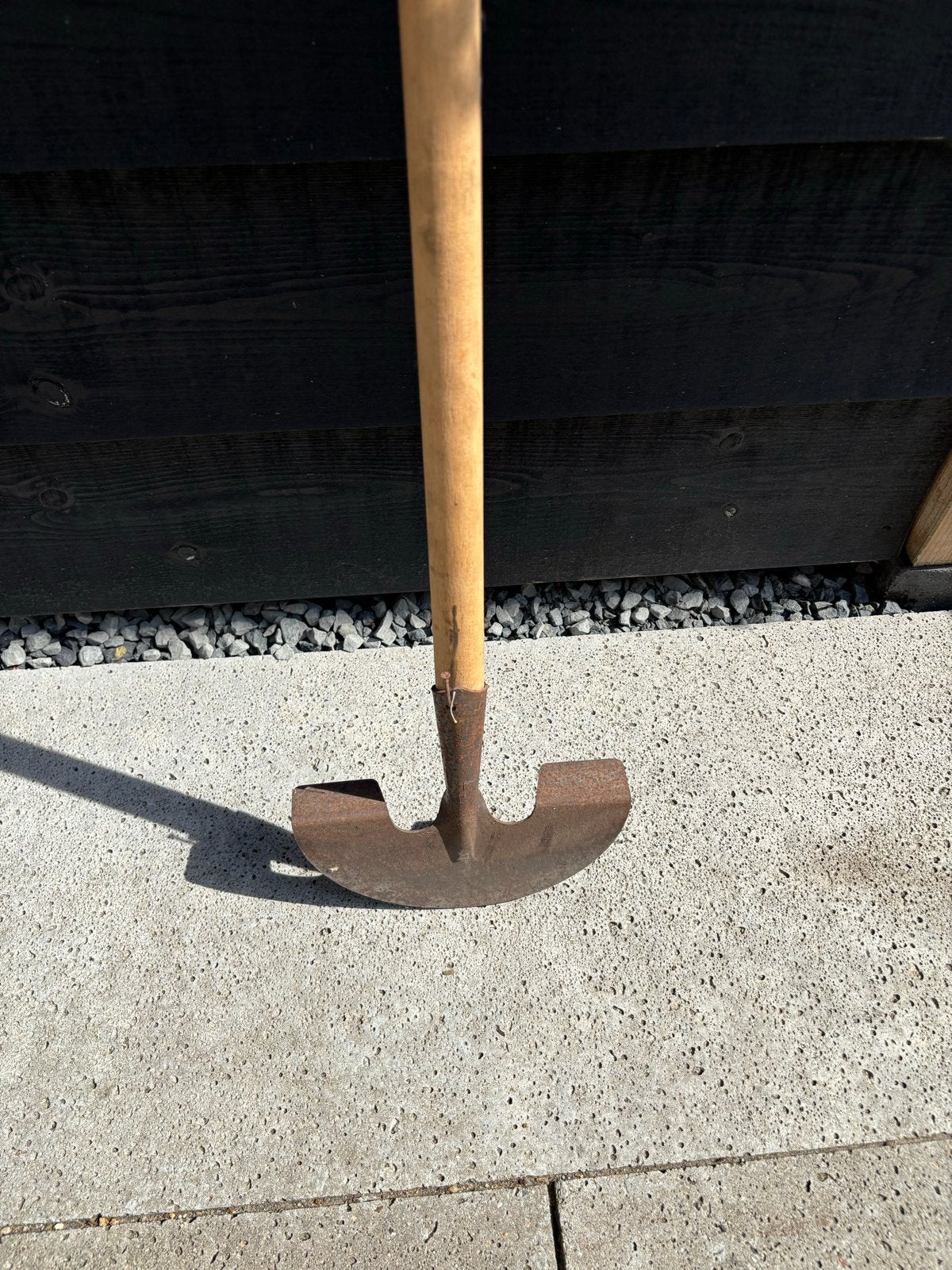 Tuingereedschap: Halvemaan schoffel/kantensnijder, Tuin en Terras, Hand-tuingereedschap, Ophalen, Gebruikt, Schoffel