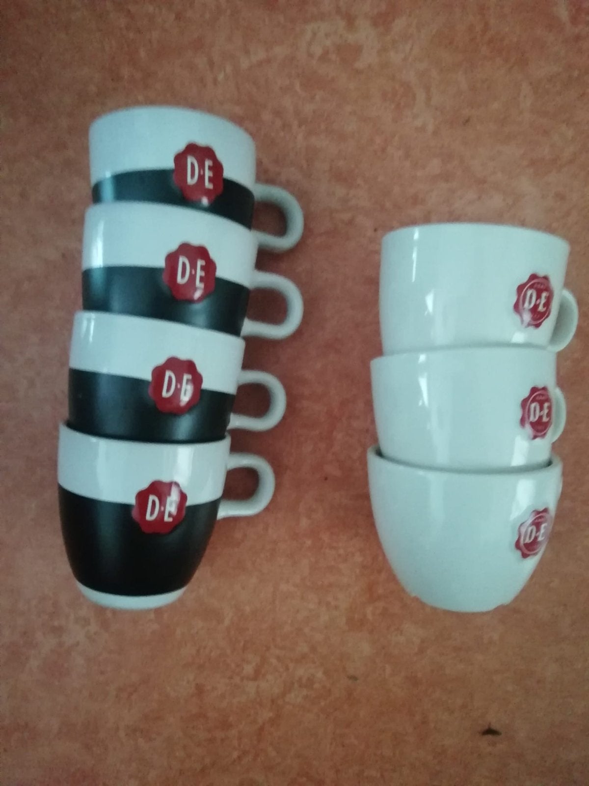 Douwe Egberts koffiekopjes, Huis en Inrichting, Keuken | Servies, Ophalen, Gebruikt, Keramiek, Kop(pen) en/of Schotel(s)