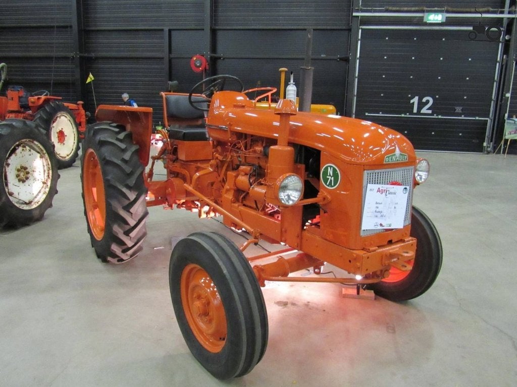 Euroc verf LA3010 oranje voor oa Renault tractor 6 blikken, Doe-het-zelf en Verbouw, Verf, Beits en Lak, Ophalen, 5 tot 10 liter