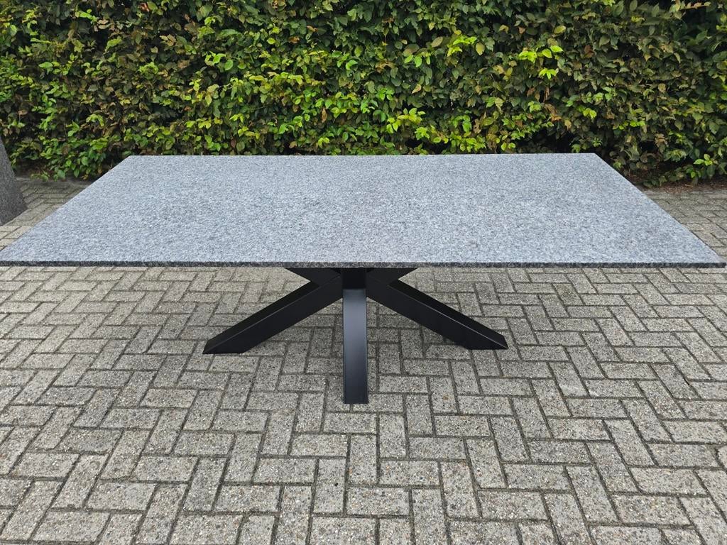 Granieten Tuintafel 220x100 grijs gemarmerd met matrix poot, Ophalen, Zo goed als nieuw, Rechthoekig, Overige materialen